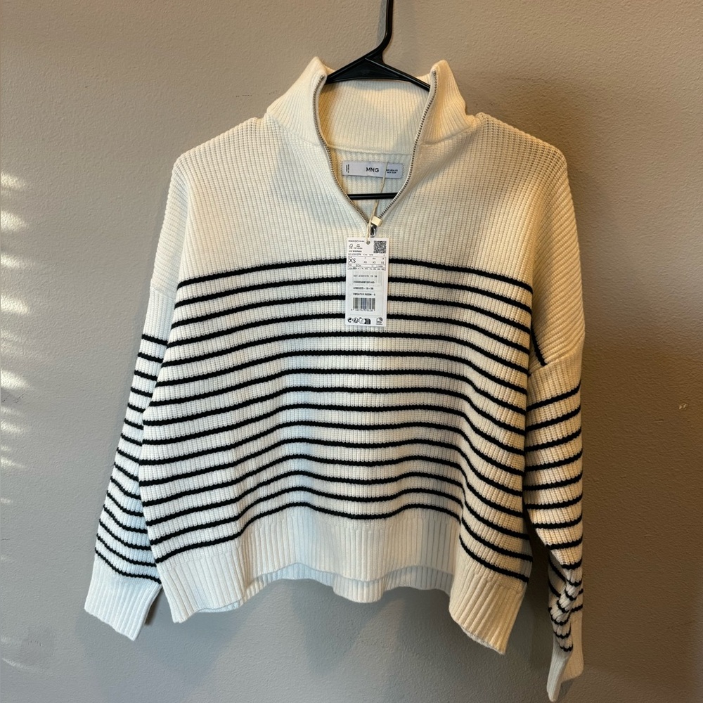 NWT Striped Sweater in size XS